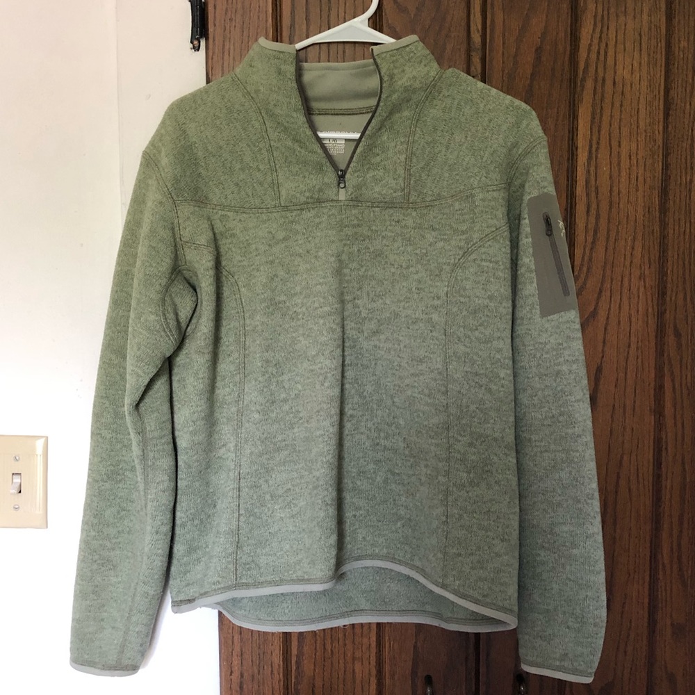 Arc’teryx women’s quarter zip fleece